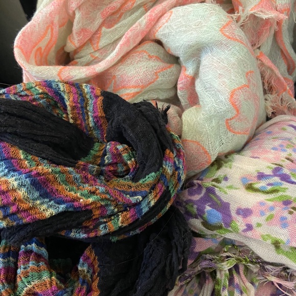 Mixed Bag 3 Summer Lightweight Scarves - Picture 2 of 2